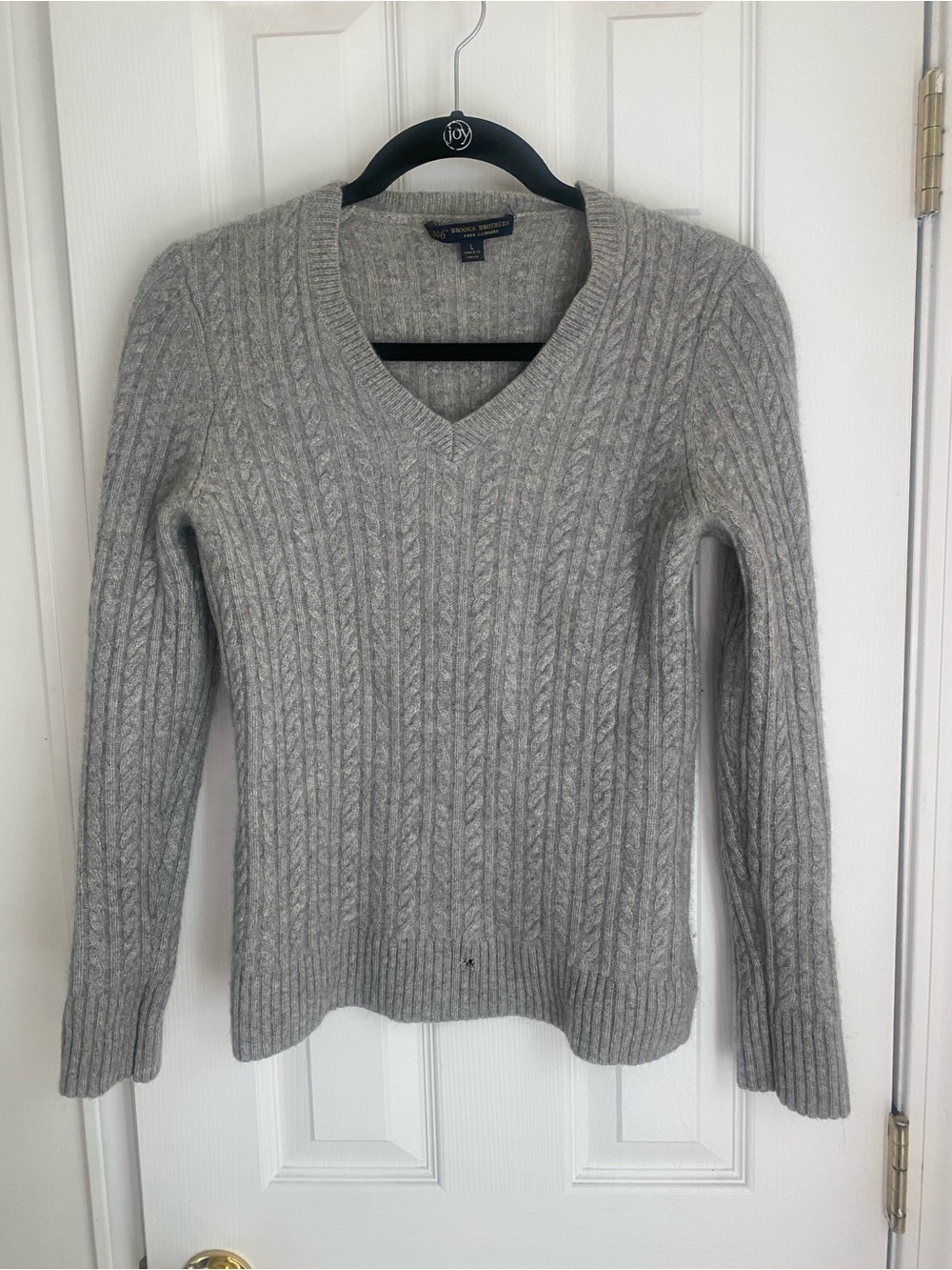 Brooks Brothers Light Gray Cable Cashmere V-Neck Sweater